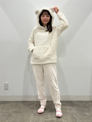 GU公式 | マシュマロフィールフーディセット(ベア)(長袖&ロングパンツ)