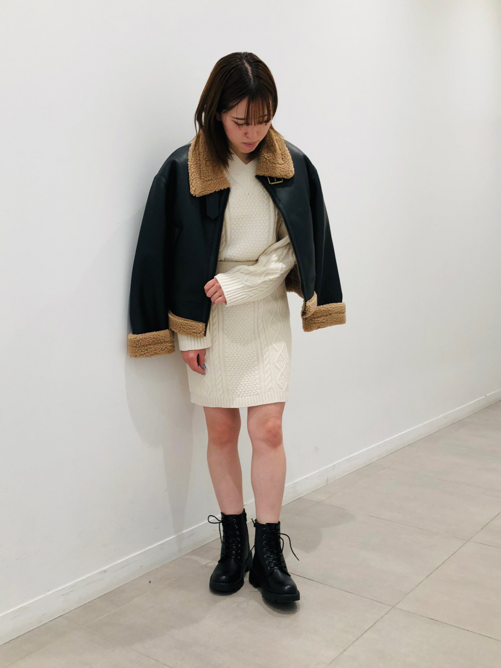ケーブルニットミニスカート(セットアップ可能)」の着用コーディネート