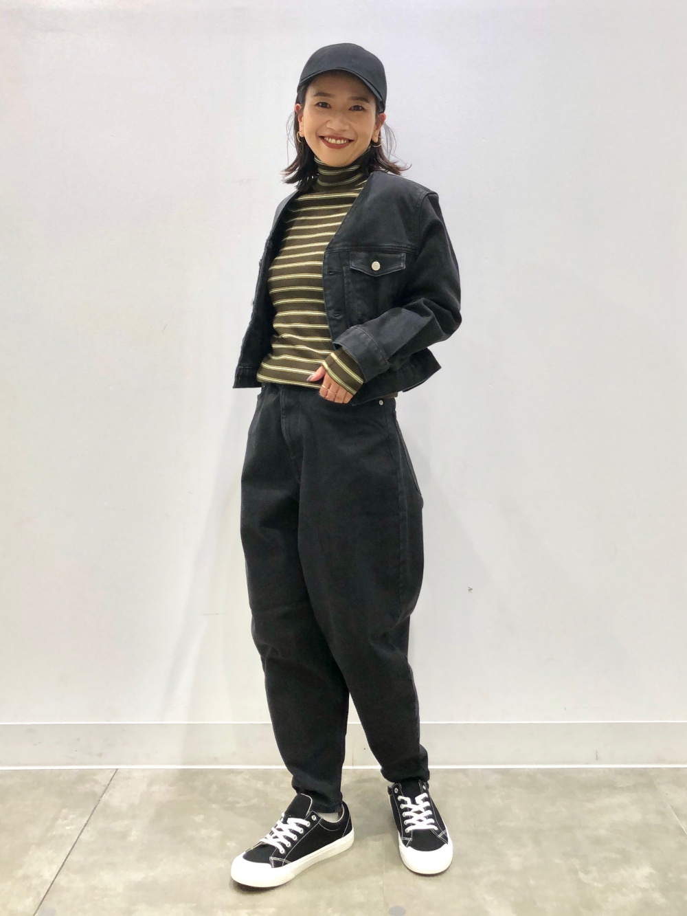 GU ジーユー beautiful people タックワイドパンツ ブラック