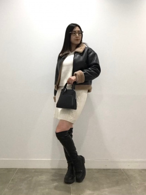 即納◆FASHION NOVA◆ケーブルニット ミニスカート セットアップ 即納◇FASHION NOVA◇ケーブルニット ミニスカート セットアップ