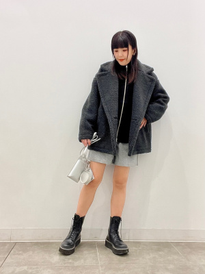 【90's Vintage】 132cm × 73cm ダブルノット インド産 90´s Vintage】 132cm × 73cm ダブルノット インド産