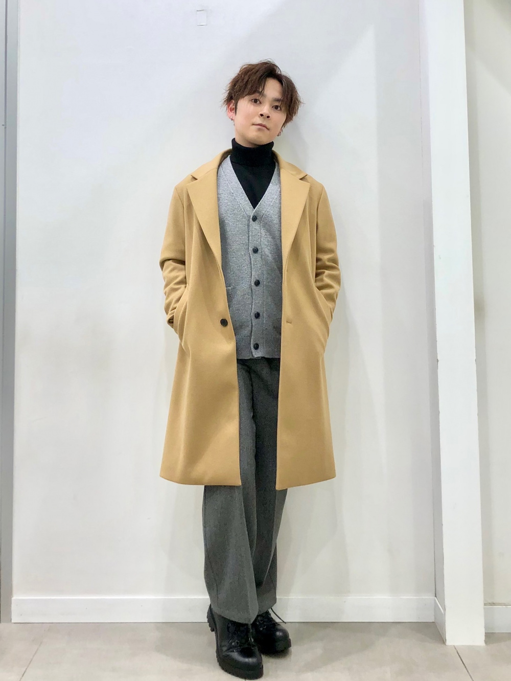 ラムブレンドVネックカーディガン(長袖)、コージーメルトンチェスター