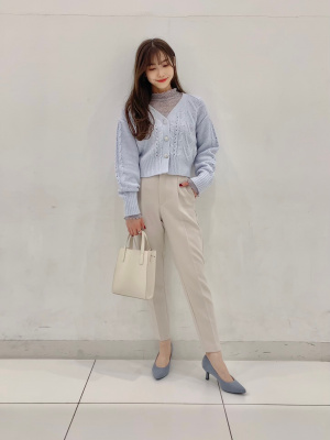 GU公式 | スタイルヒートリブレースハイネックT(長袖)