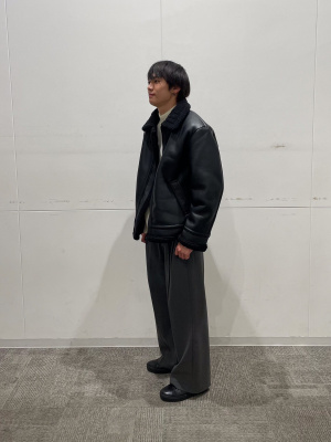 GU公式 | フェイクレザーB-3ブルゾン
