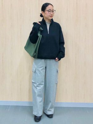 High quality 350 GSM Sweat pants. Start your clothing brand