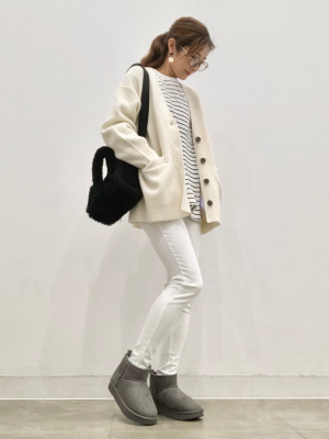 GU公式 | ウルトラストレッチスキニージーンズ(丈標準72.0cm)