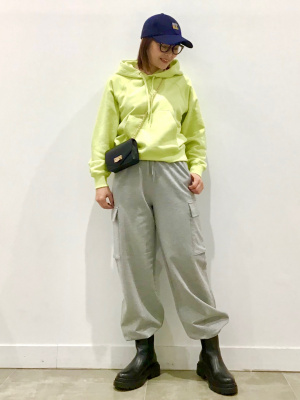 High quality 350 GSM Sweat pants. Start your clothing brand