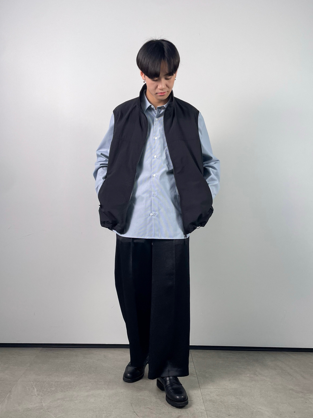 ナイロンジップアップベスト(セットアップ可能)」の着用コーディネート