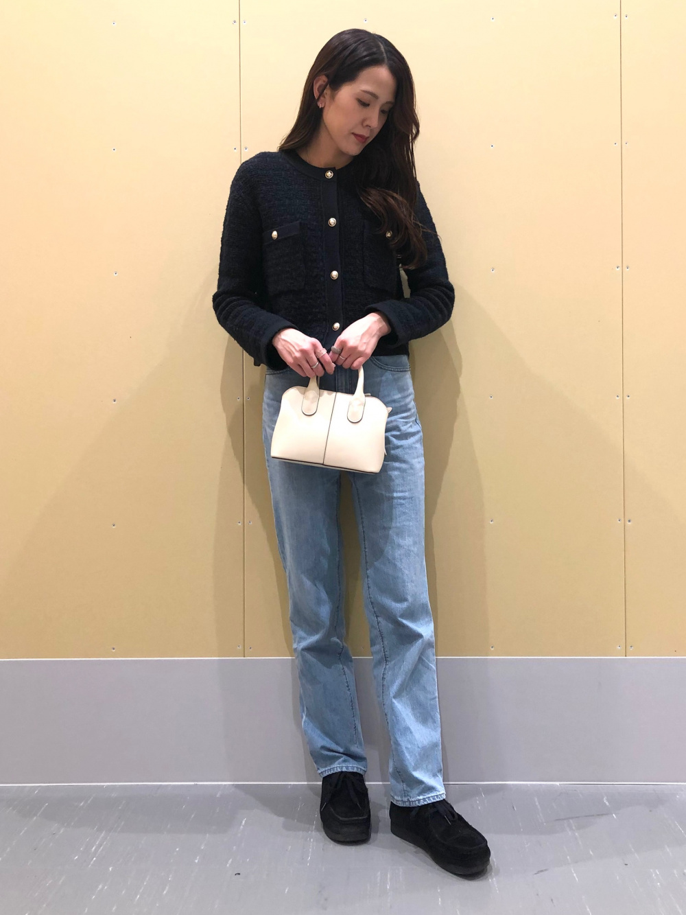 CFCL ブラック クロップドカーディガン 長袖 SALE】Vネッククロップド長袖ニットカーディガン - 12Twelve