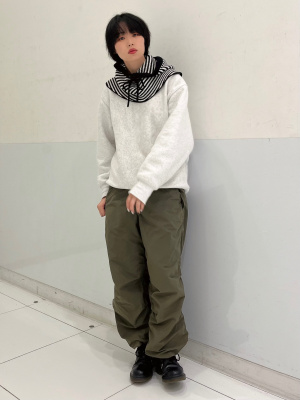 GU公式 | パラシュートパンツ