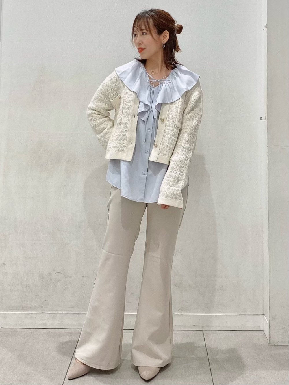 デニムスウェットイージーパンツ+X、ツイルオーバーサイズシャツ(長袖