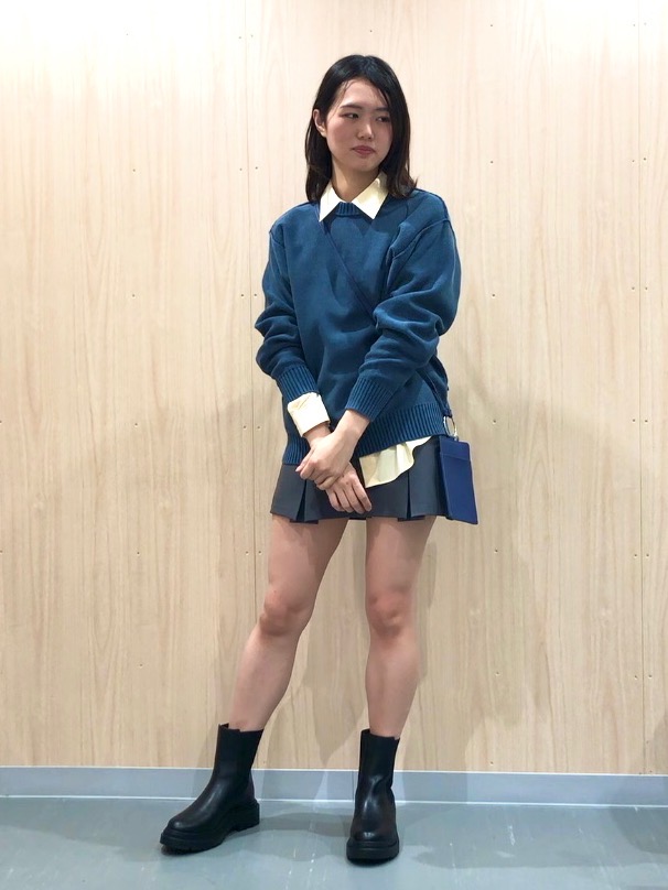 スキッパーポロセーター(5分袖)Q、ローライズバギージーンズ(丈