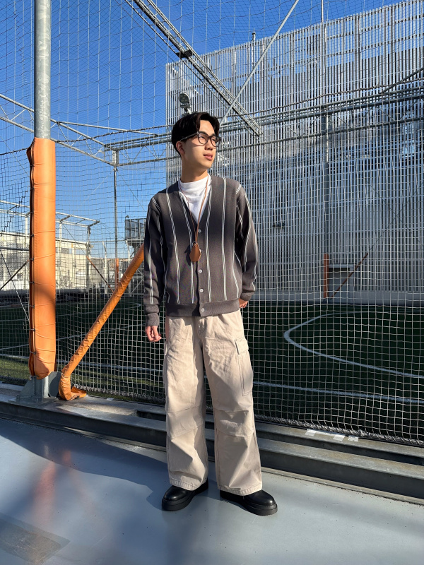 ソフトコットンモックネックT(長袖)（メンズ）の着用