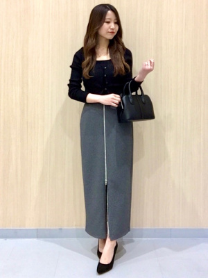 GU公式 | リブニットスクエアネックタンクトップ(2024年モデル)