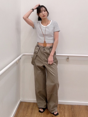GU公式 | サスペンダー付きワイドパンツ+E