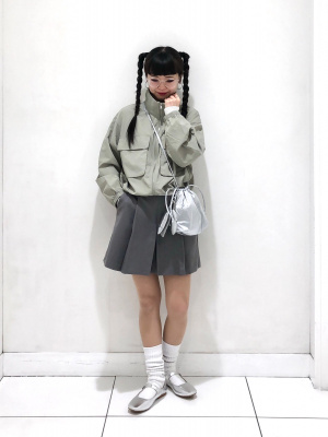 you　新品未使用フロントタックショートパンツ miniqu　グレー フロントタックショートパンツ miniqu グレー | Cygne