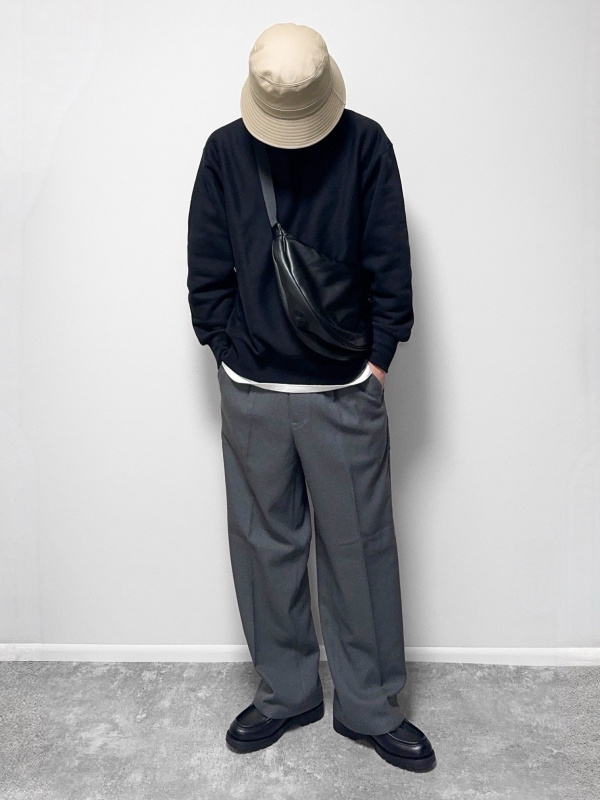 バギースラックス+EC(丈長め77.0cm)（メンズ）の着用