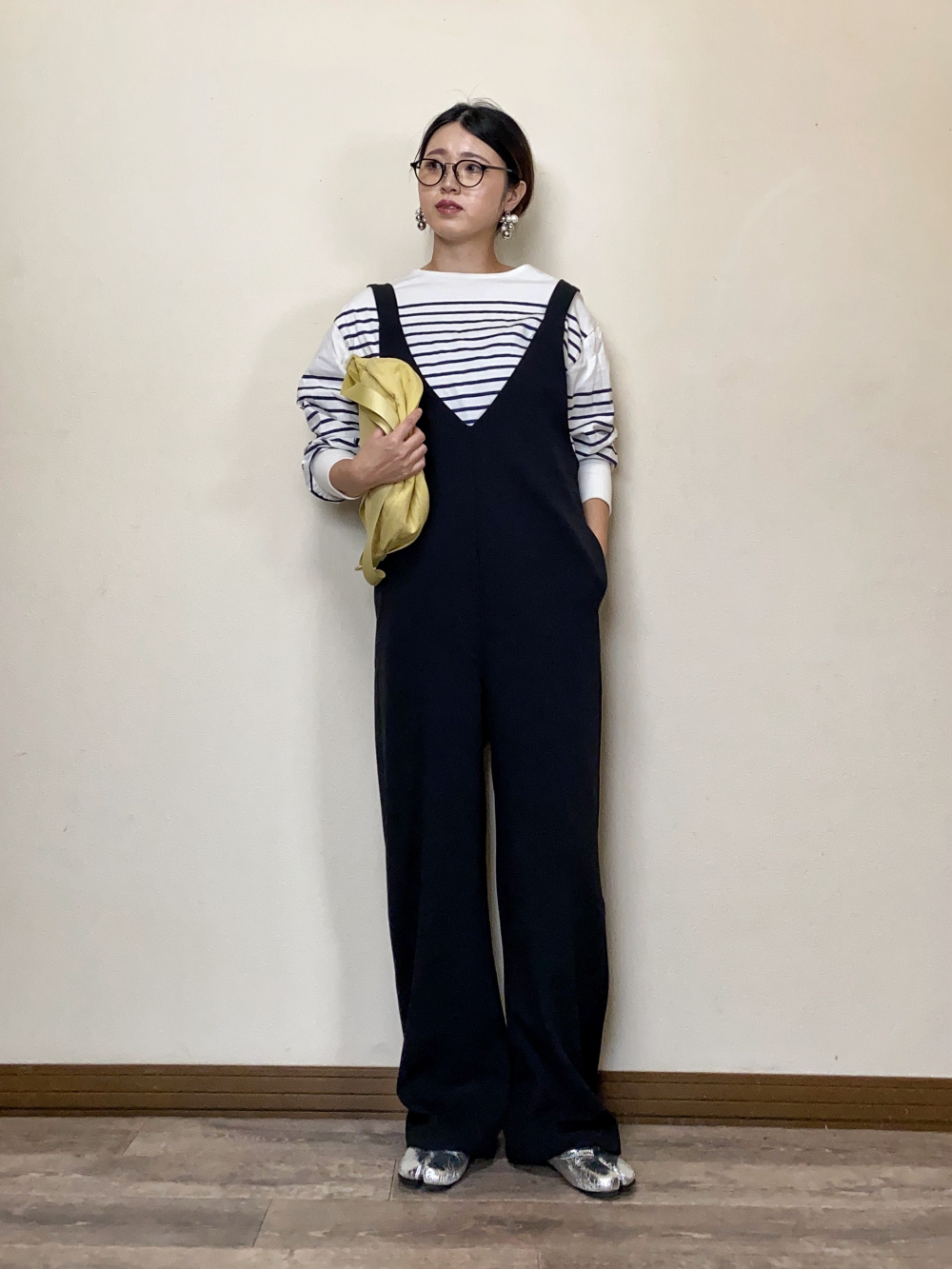 カットソーサロペットパンツ」の着用コーディネート| ジーユー