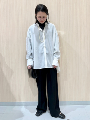 GU公式 | スクエアフラットシューズ