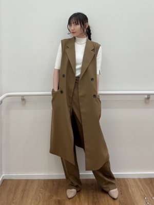 新品✨JLサイズ アロマドミュゲ レザー フラット パンプス ミラ ベージュ 新品✨JLサイズ アロマドミュゲ レザー フラット パンプス ミラ
