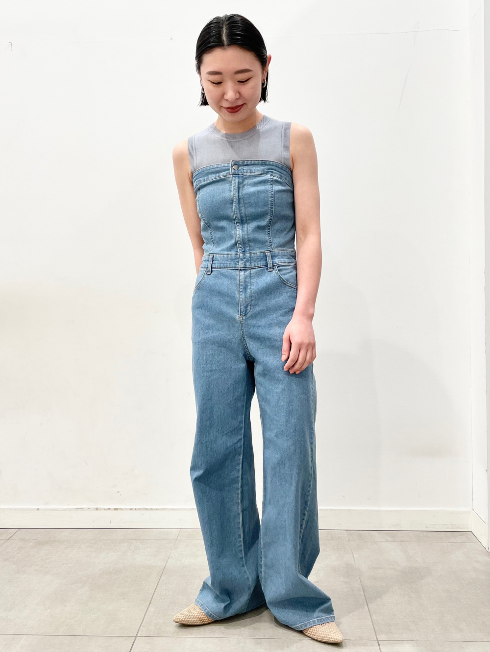 ニットクロップドタンクトップ+E、ベアトップサロペットパンツ