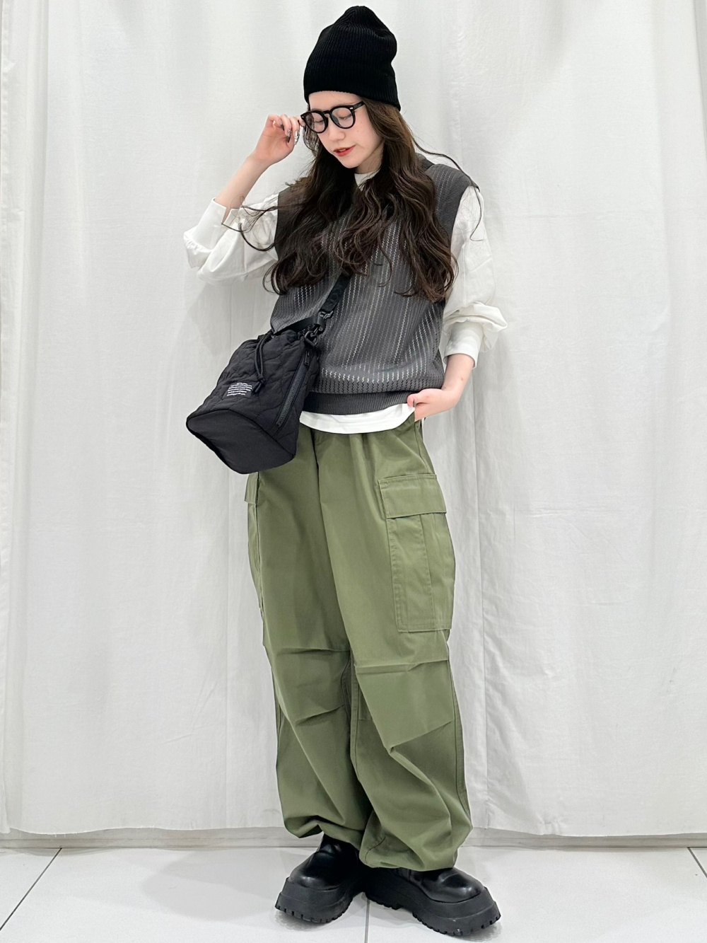 2WAYオーバーサイズモッズコート UNDERCOVER、スリムダメージジーンズ