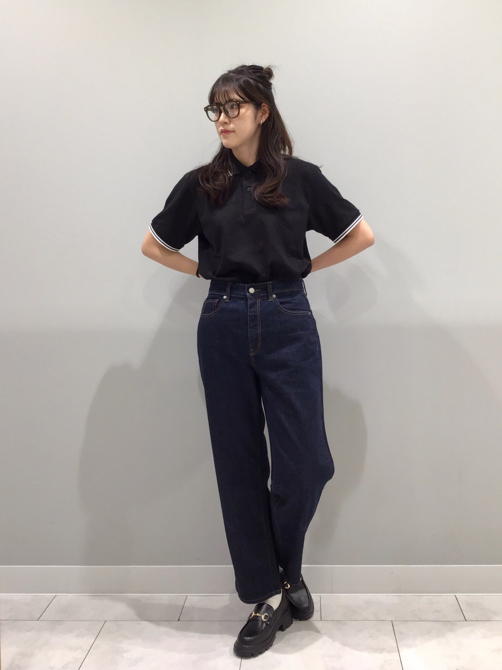 Tシャツカットソー・パンツ2点コーデセット 黒半袖スリムTシャツ