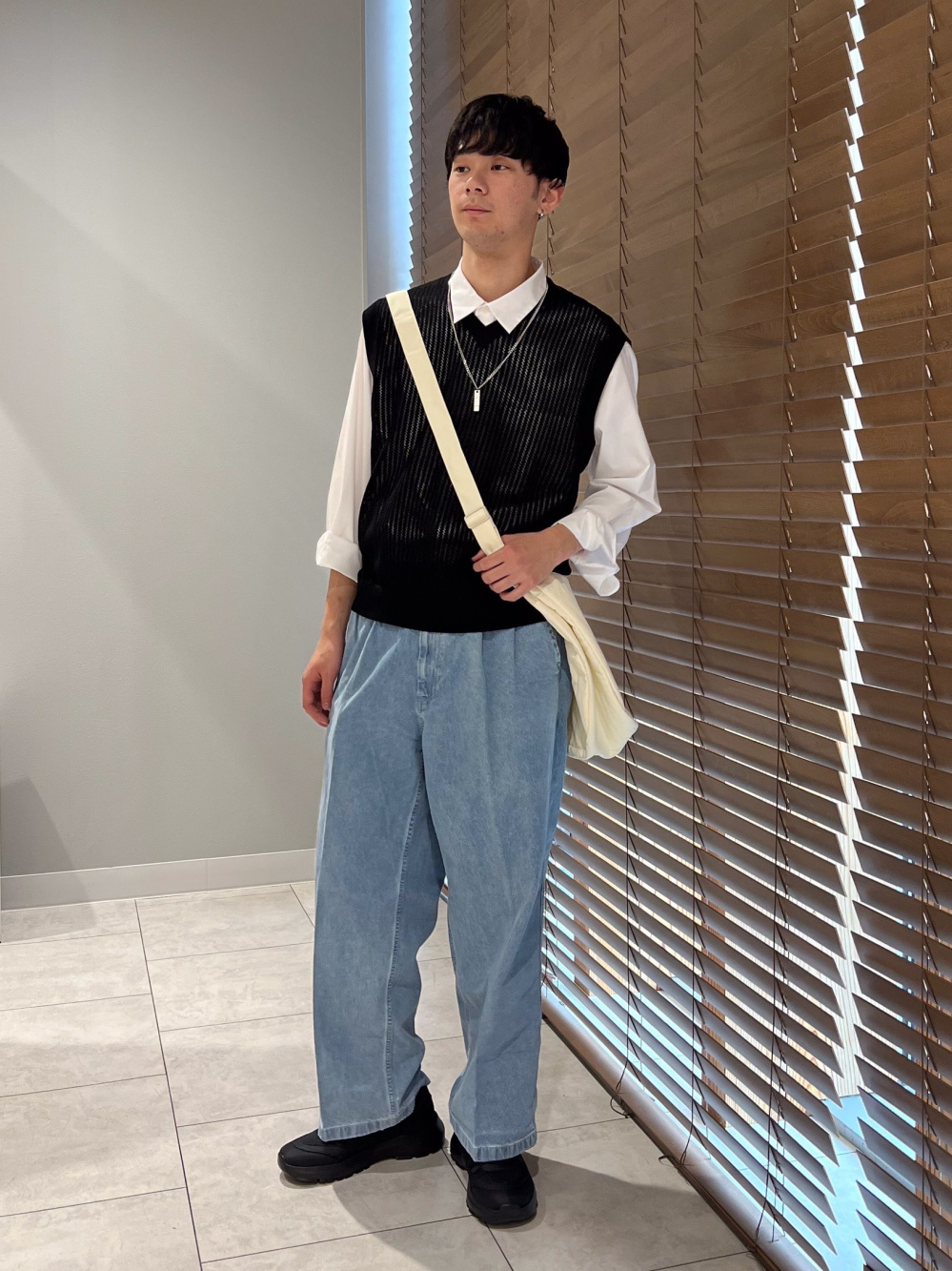 GU きら ウォッシャブルメッシュニットベスト