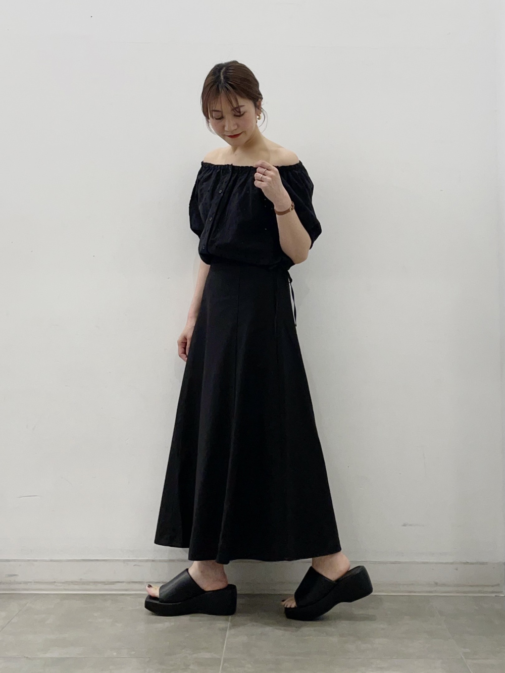 コットンレースクロップドブラウス(半袖)、リネンブレンドフレア