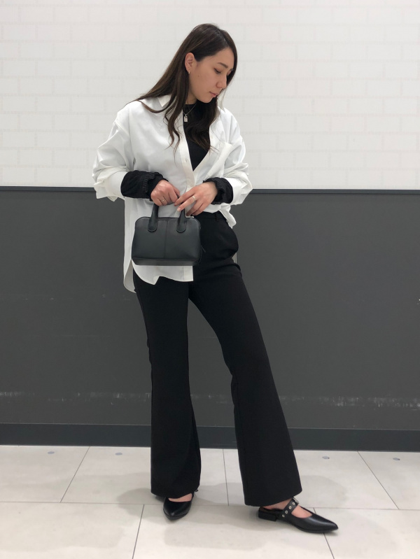 ストレッチフレアパンツA+EC(丈長め80.5cm)（レディース）の着用