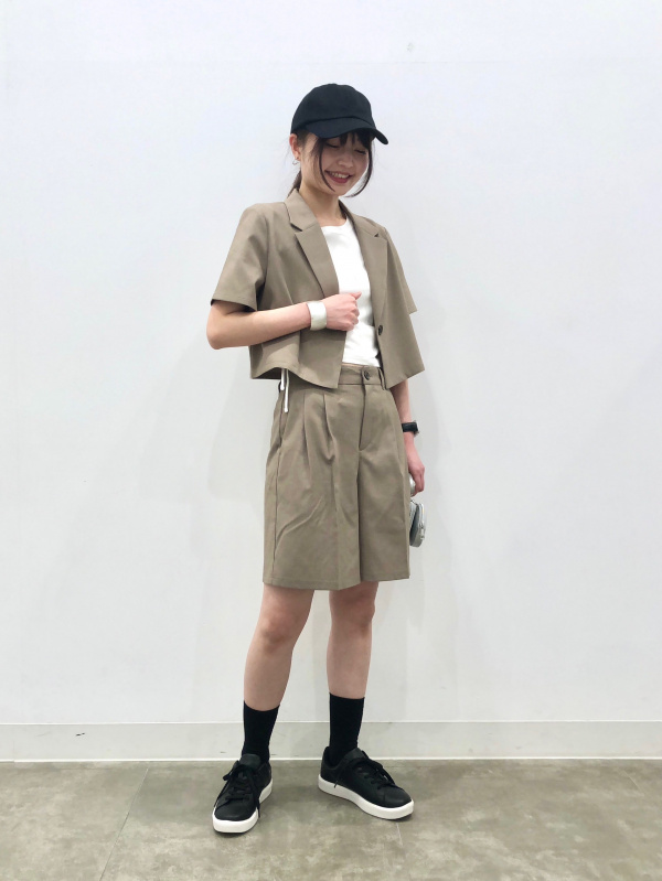 GU × beautiful people フェイクレザーコート オリーブ XL タートルネックロングセーター(長袖) beautiful people +X、フェイク