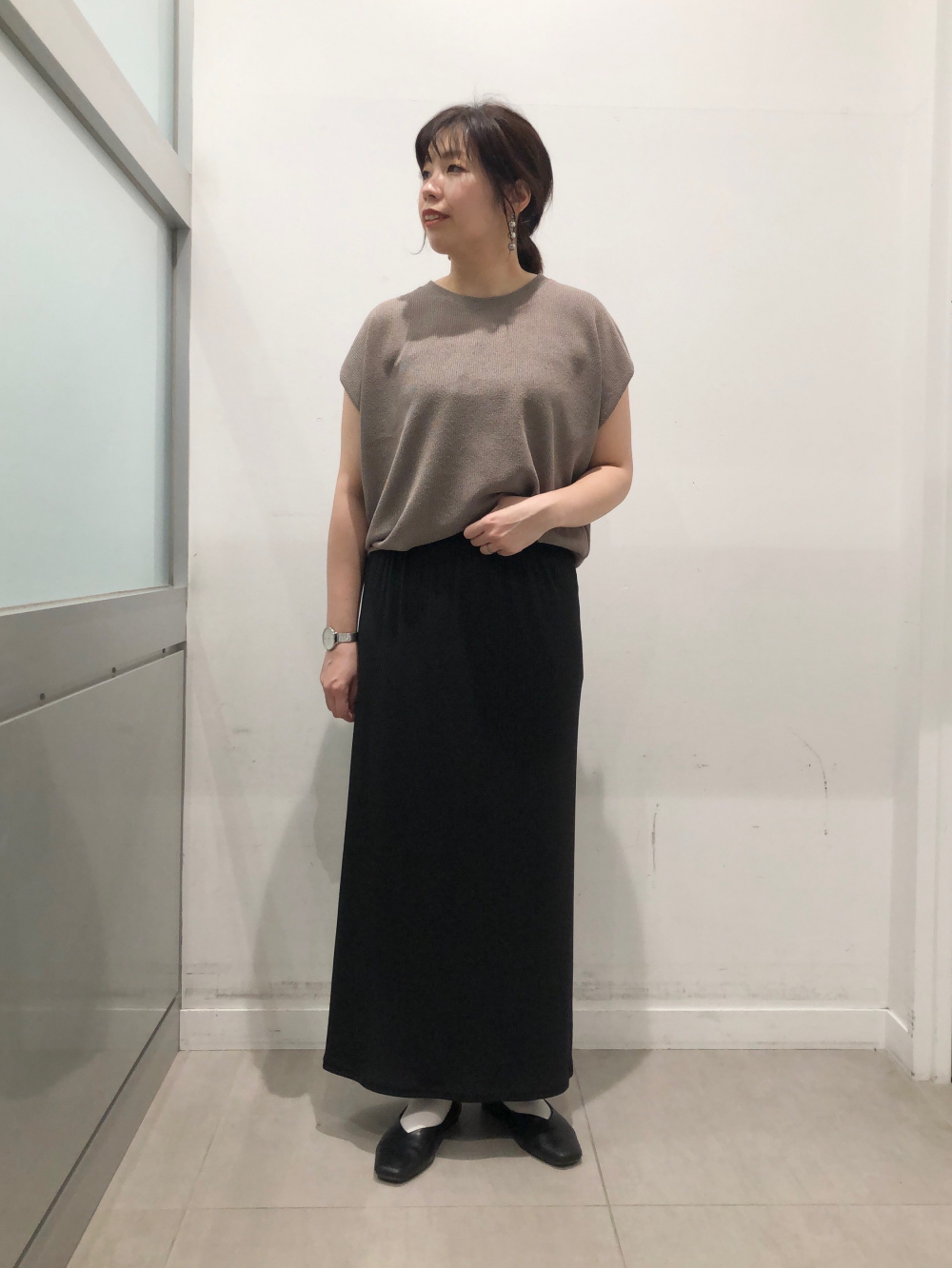 ループヤーンウエストタックT(ノースリーブ)、リブナロースリット