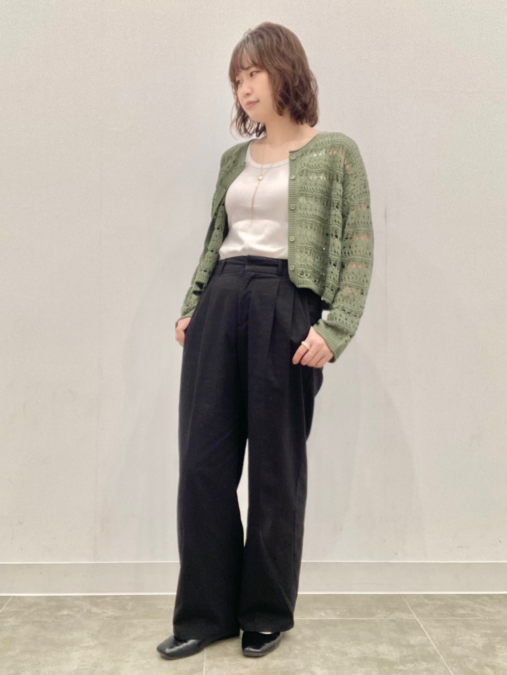 カーディガン ショート丈 透かし編みニット クロップド