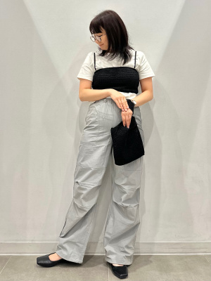 GU公式 | シャーリングビスチェ+E