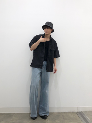 GU公式 | ミドルライズワイドジーンズ+EC(丈長82.0cm)