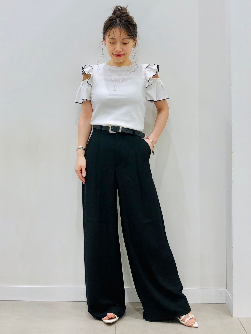 GIRLSオープンショルダーリブフリルT(半袖)、ドレープワイドパンツZ