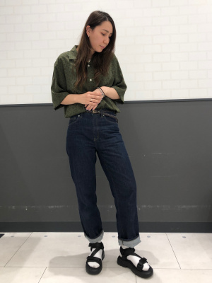 Y PROJECT【関税送料込み＆SALE】ハイライズストレートジーンズ 美品】 大人気完売商品 GU ハイライズストレートジーンズ+EC(丈