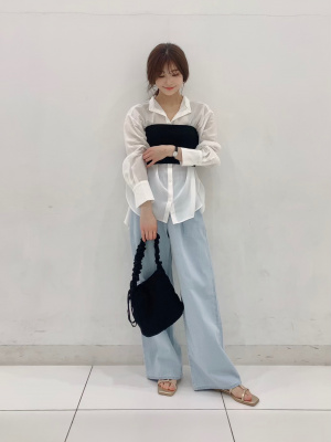 雲雀長籠 GU公式 | シャーリングビスチェ+E