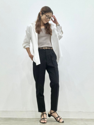 GU公式 | リブニットスクエアネックタンクトップ(2024年モデル)