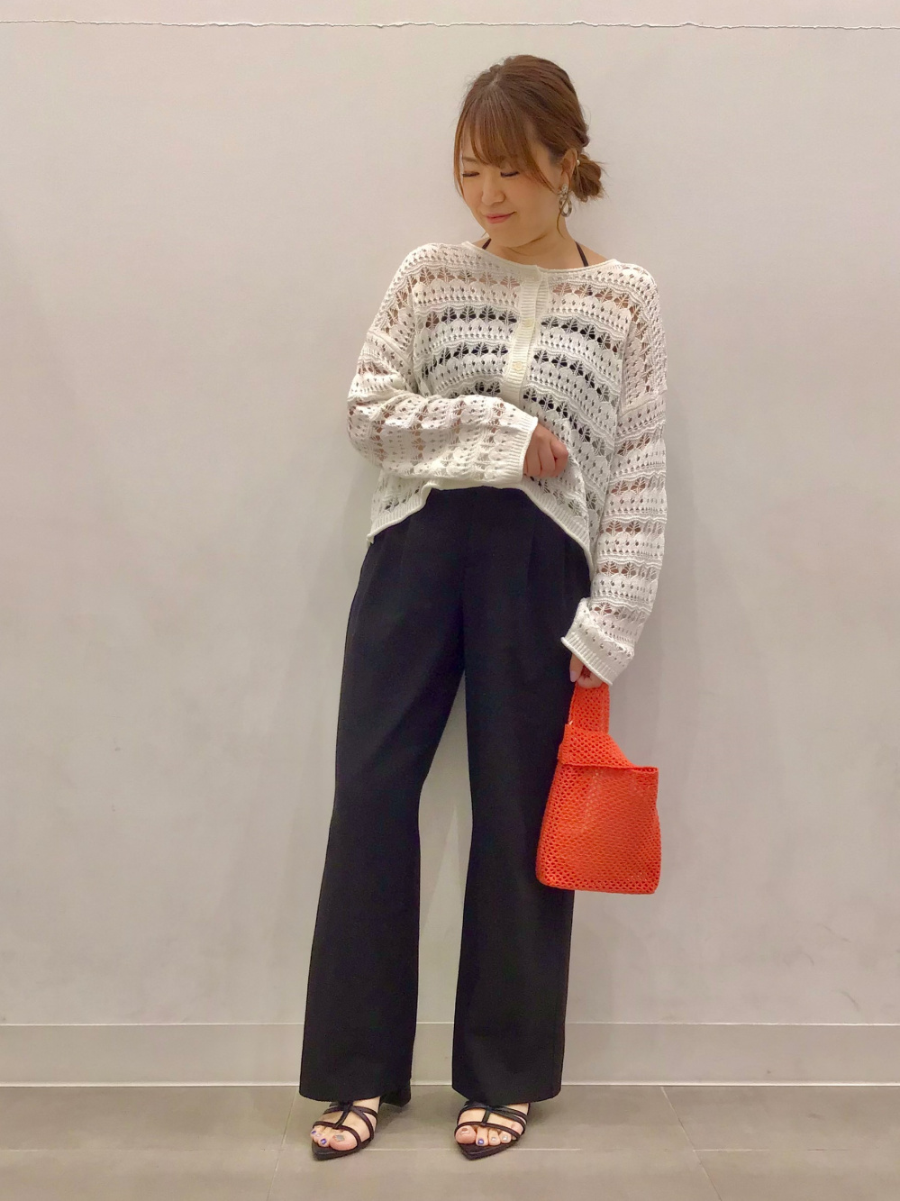 タックワイドカットジョーゼットパンツ
