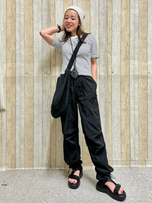 2ピースシアーT(長袖)+E、テックパラシュートプルオンパンツ(丈標準