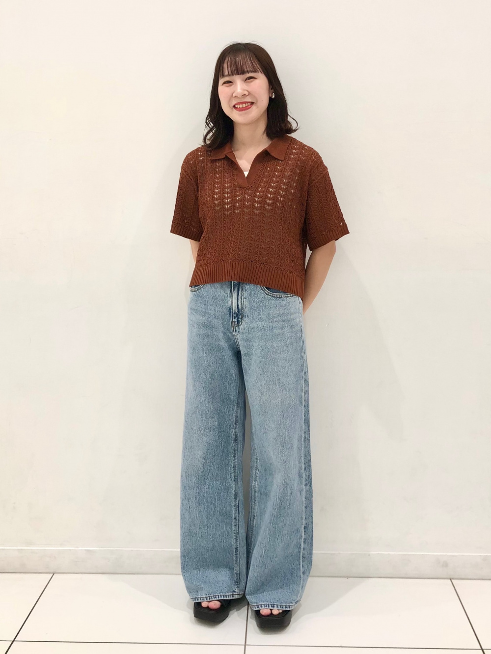 北欧暮らしの道具店　コーデの主役になる、透かし編みのニットポロ　トップス 北欧暮らしの道具店 コーデの主役になる、透かし編みの