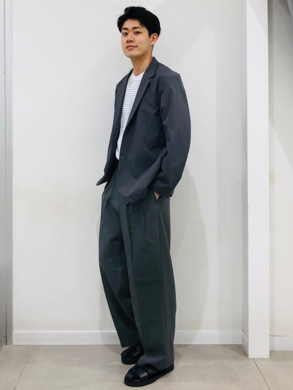 ナイロンストレッチジャケットSW+E、ドライポンチクルーネックT(5分袖 