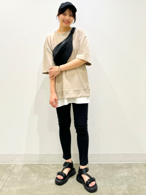 GU公式 | ボリュームソールテープサンダル