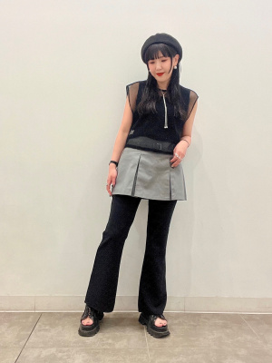 GU公式 | ストレッチフレアパンツA+EC(丈長め80.5cm)