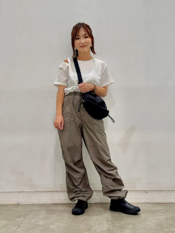 GIRLSネックスリットクロップドT(半袖)JR、テックパラシュートプルオン
