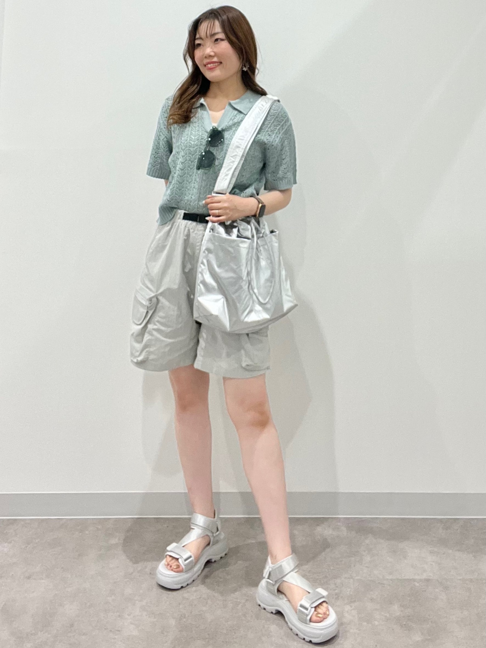 透かし編みスキッパーポロセーター(半袖)、フラワープリントプル 透かし編みスキッパーポロセーター(半袖)、フラワープリントプル