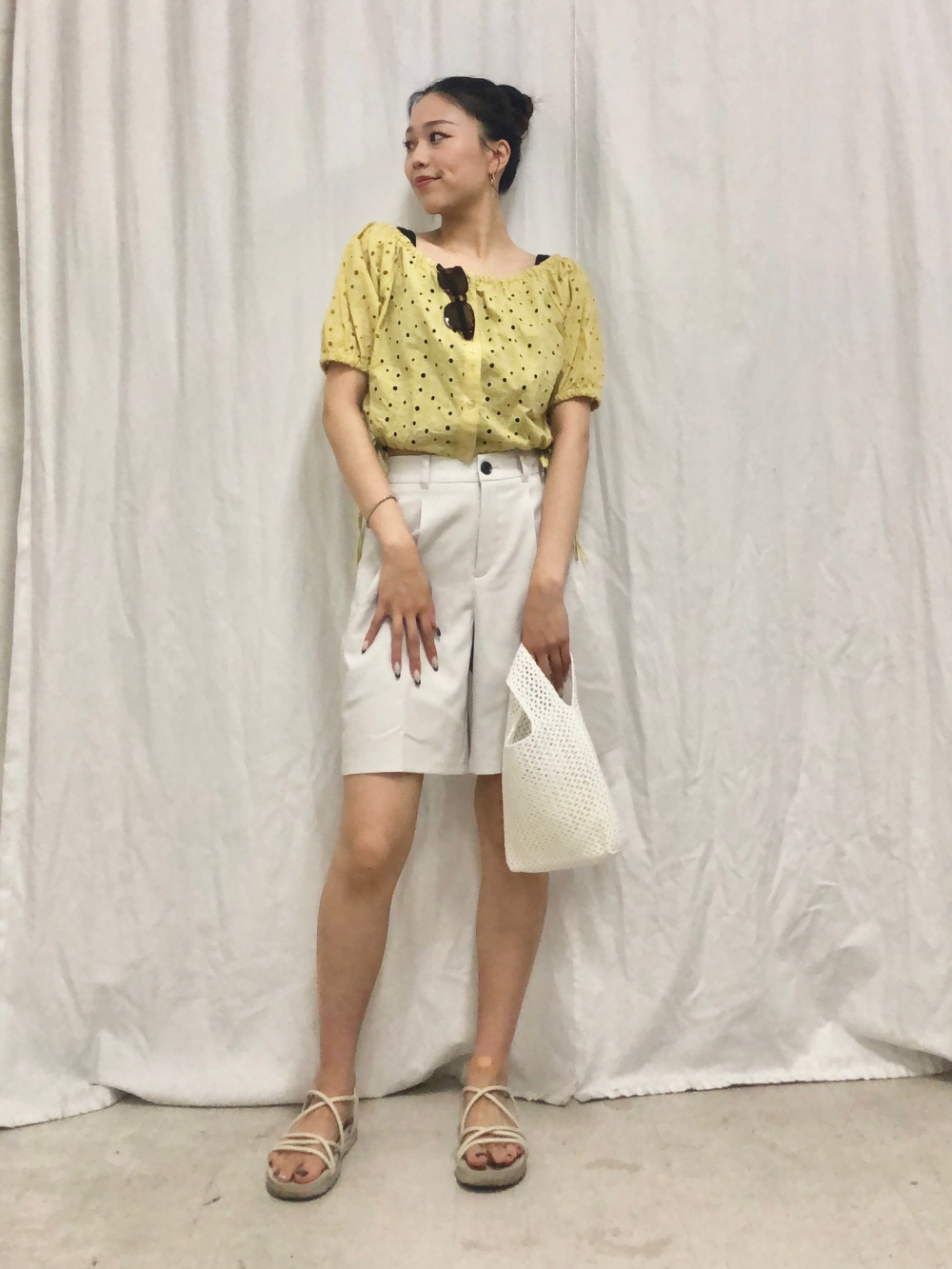 【GUMZZI】レースブラウス×ショートパンツセットアップto28839 レースアップショートパンツ – BUNNY APARTMENT