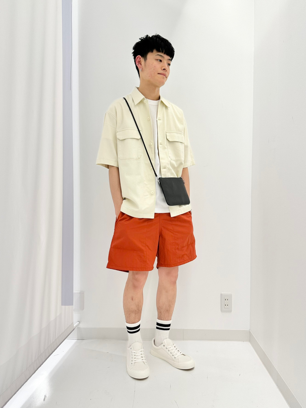 コットンクルーネックT(半袖)、ライトデニムオーバーサイズ