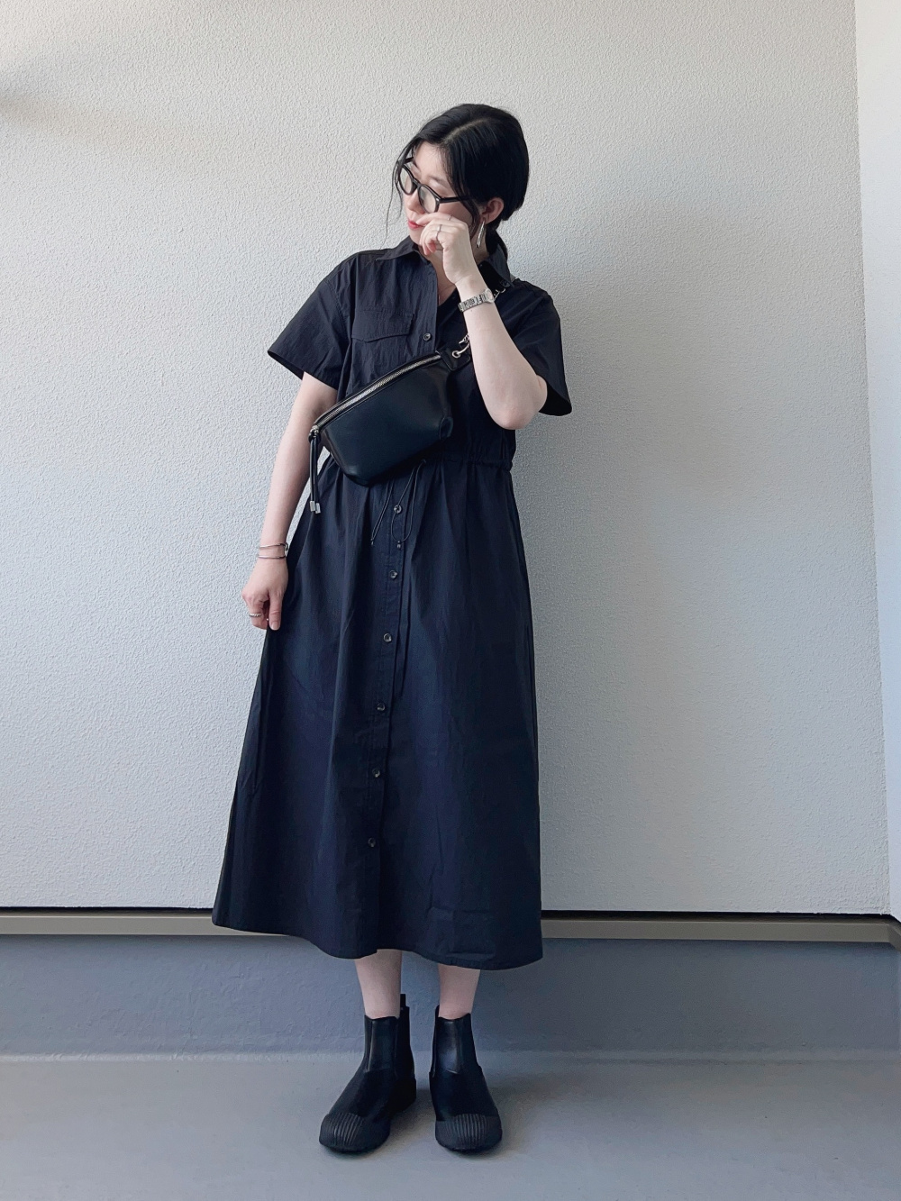 黒 シャツワンピース 半袖